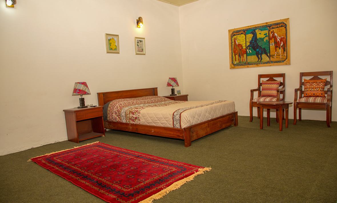 Deluxe Living Chambers